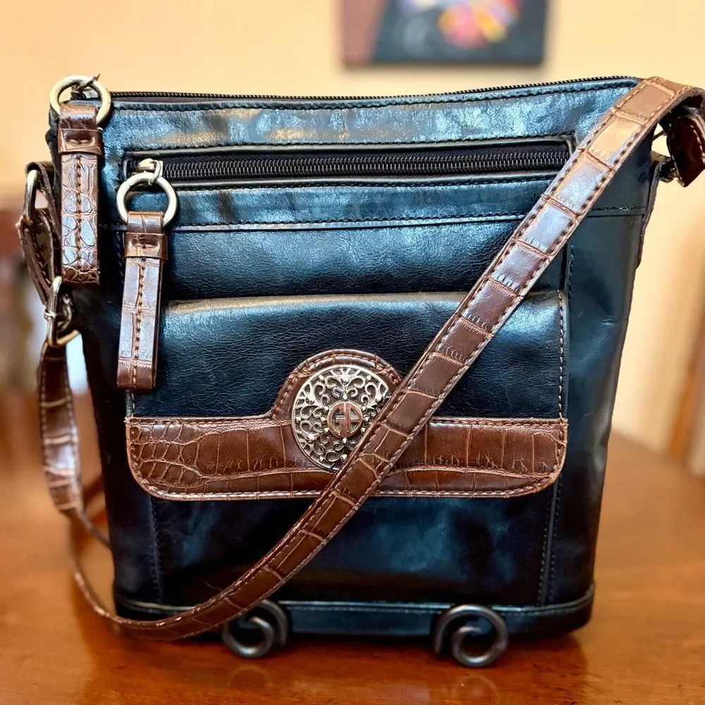 GIANI BERNINI - Florentine Glazed Leather Crossbody/Croco Faux Leather Trim EUC - Picture 7 of 16